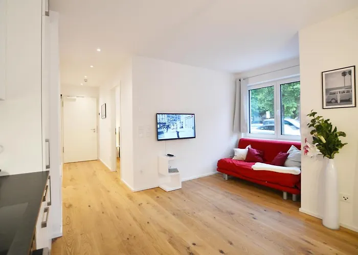 Modern Apartment Near Downtown