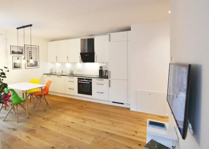 Modern Apartment Near Downtown